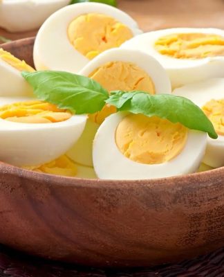 4 nhóm người không nên ăn trứng thường xuyên