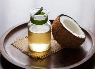 4 cách dùng dầu dừa giúp tóc chắc khỏe, giảm gãy rụng
