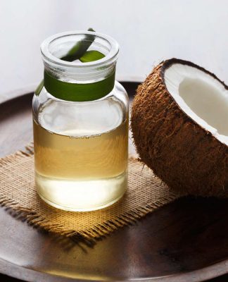 4 cách dùng dầu dừa giúp tóc chắc khỏe, giảm gãy rụng