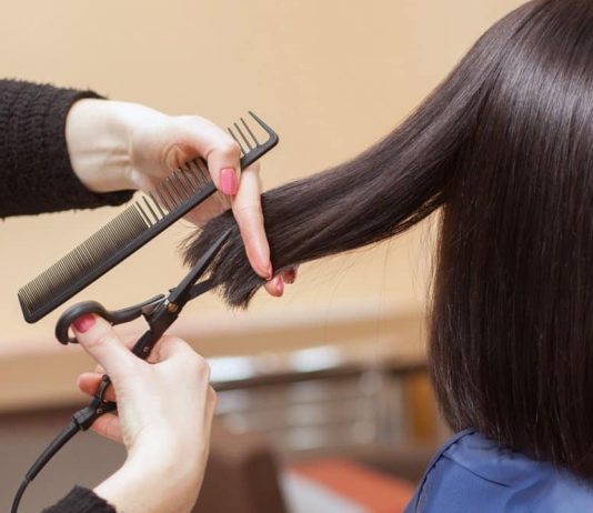 Ngày tốt cắt tóc tháng 11/2025: Chọn ngày đẹp hút vận may