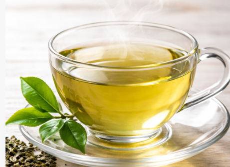 Trà xanh là một trong những loại thức uống trẻ hóa làn da.