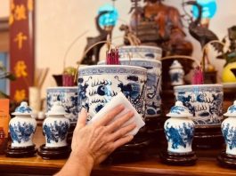 3 điều cần tránh khi lau dọn bàn thờ để rước lộc vào nhà